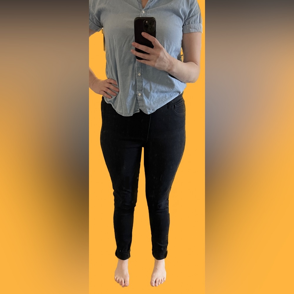 Gap, high rise, black, denim jeggin.